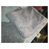 Pair of wool blankets...