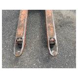 Hydraulic hand pallet truck