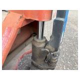 Hydraulic hand pallet truck