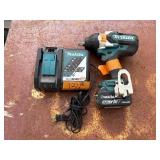 Makita Cordless Impact Wrench XWT08, DC18RC Lithium Optimum charger, 5.0Ah battery