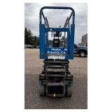 Genie GS1930 Scissor Lift. 500# platform maximum. Hours: 610 SEE VIDEO