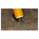 Genie GS1930 Scissor Lift. 500# platform maximum. Hours: Only 832. 19 foot height SEE VIDEO