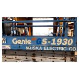 Genie GS1930 Scissor Lift. 500# platform maximum. Hours: Only 832. 19 foot height SEE VIDEO
