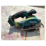 (2) Makita XSC01 handheld circular saws with 2 18V 3.0 AH batteries & a DC18RA charger
