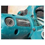 (2) Makita XSC01 handheld circular saws with (2) 18V 3.0 AH batteries & a DC18RA charger