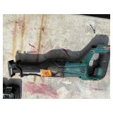 (2) Makita handheld sawzals XRJ0 and BJR182  Reciprocating Sawzal with (2) 18V  3.0 AH batteries & a DC18RC charger