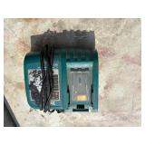 (2) Makita handheld sawzals XRJ0 and BJR182  Reciprocating Sawzal with (2) 18V  3.0 AH batteries & a DC18RC charger