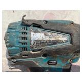 (2) Makita impact drivers XDT04 with (2) 18V batteries & a DC18RC charger