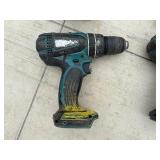 (4) Makita rotary hammer drills BHP452, XPH01, LXPH01: Includes DC18RC chargers and 18V batteries