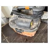 (5) Shop vacuums: Ridgid 4 gal; Vacmaster 3.2 gal; (2) Fein 9.5 gal; Walter Vac