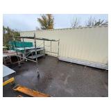 Scaffolding 6’ tall with 3 145” planks and 2 80” planks