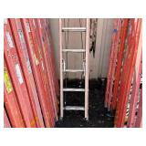 Werner Extension Ladder 300 LB capacity, extends to 13 foot 4 inches