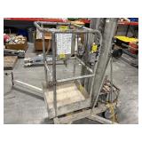 Genie personnel lift