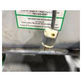 Genie Contractor Superlift, Battery powered.