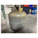 R22 Refrigerant tank with 32lbs of refrigerant