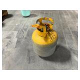 Refrigerant tank with 34lbs of refrigerant