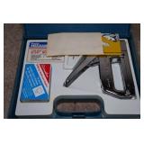 Staplers with Staples Staplers with Staples