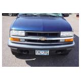 2000 Chevrolet Blazer 4 Door SUV - NO Reverse - 4.3L V6 2000 Chevrolet Blazer 4 Door SUV - NO Reverse - 4.3L V6