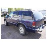 2000 Chevrolet Blazer 4 Door SUV - NO Reverse - 4.3L V6 2000 Chevrolet Blazer 4 Door SUV - NO Reverse - 4.3L V6