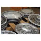 Assorted GM Hub Caps