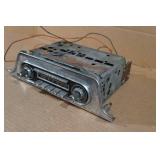 Oldsmobile Wonder Bar Factory AM Radio