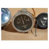 SW Automotive Gauges