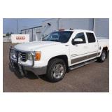 2010 GMC Sierra 1500 SLT Crew Cab Pickup Truck - 5.3L LC9 V8 2010 GMC Sierra 1500 SLT Crew Cab Pickup Truck - 5.3L LC9 V8