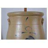 Antique Redwing 6 Gallon stoneware butter churn with wooden dasher