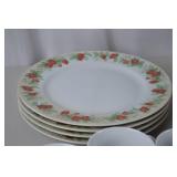 Christopher Stuart Berry Orchard Fine China Dinnerware Set