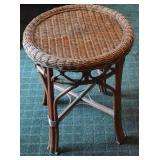 Round Wicker Rattan Patio Side Table, 20" x 23"