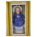 Effanbee Doll Collection - 5 Boxed Dolls in Vintage Costumes