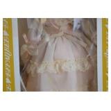 Effanbee Doll Collection - 5 Boxed Dolls in Vintage Costumes
