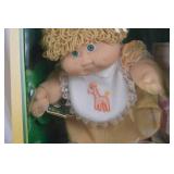 Cabbage Patch Kids Doll in Box with Adoption Papers - Jesmar Spain, 1984