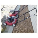 2 Push Lawn Mowers