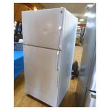 GE Refrigerator/Freezer