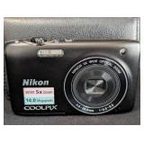 Nikon Coolpix S3100 Camera