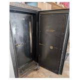 Antique Chippewa Springs Co. Safe