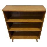 LO - Vintage Wooden Bookshelf with 3 Shelves