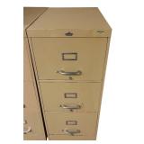 LO - Vintage 3-Drawer File Cabinet, 42in High, Beige Metal