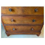 MB - Antique Wooden Chest of Drawers with 5 Drawers