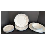 DR - Corelle Incomplete Dinnerware Set with 6 Dinner Plates Floral Pattern