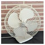 LR  - Vintage General Electric Table Fan Cat. No. F12PG10 - Working