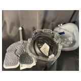 Gaeluvzia Cold Therapy Machine with Accessories and Manual