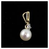 10K Gold Diamond and Pearl Pendant