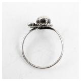Vintage Sterling Silver Ring with Oval Mother of Pearl, Size 6