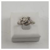 Sterling Silver Size 6 Ring with Abstract Design