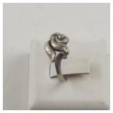 Sterling Silver Size 6 Ring with Abstract Design