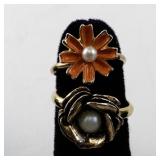 Group of 4 Vintage Base Metal Floral Rings Size 5-8