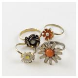 Group of 4 Vintage Base Metal Floral Rings Size 5-8