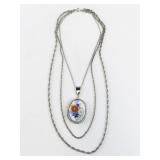 Basic Metal Floral Locket Necklace